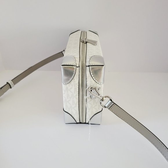 Michael Kors Jeanie Small EW Trunk Crossbody Travel Agency MK Logo Optic White - Picture 5 of 7